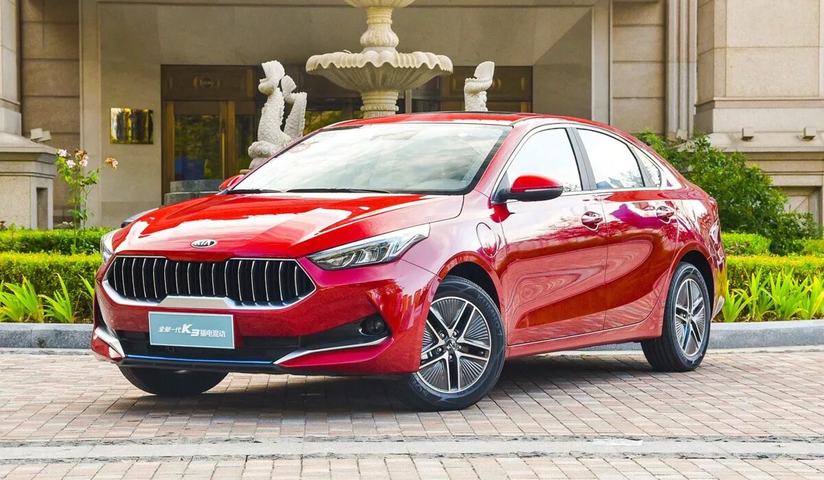 Киа к3 фото Седан Kia K3 PHEV, или Как Cerato стал гибридом - Авторевю