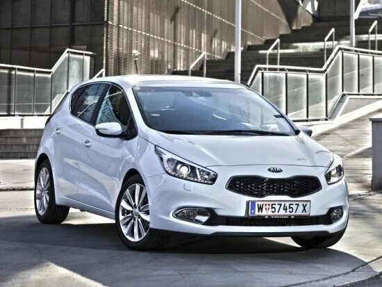 Киа кеед фото Купить новый Kia Ceed II Рестайлинг 1.6 MT (130 л.с.) бензин механика в Москве: 
