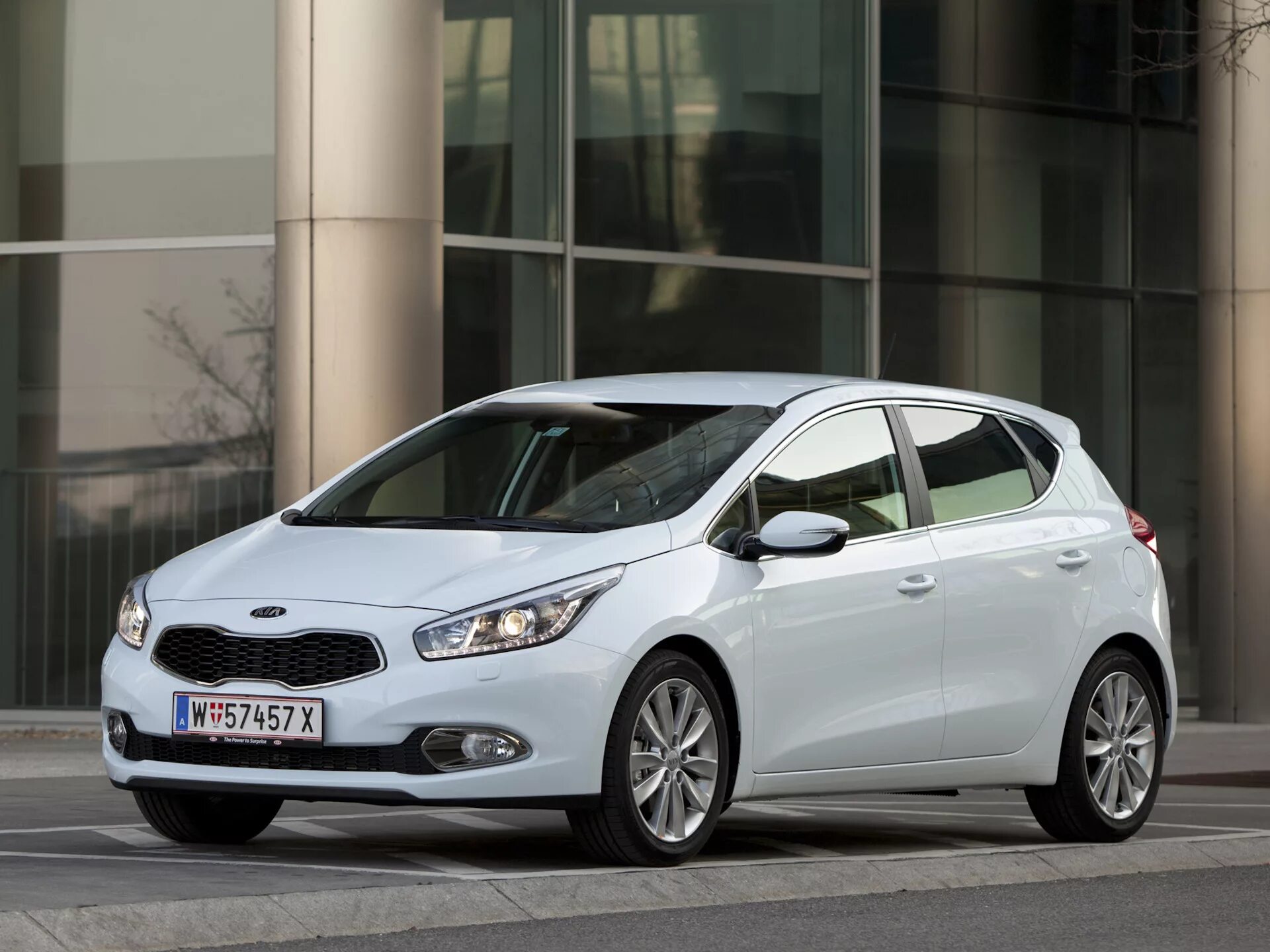 Киа кеед фото Установка чехлов на KIA Ceed - VINавто на DRIVE2