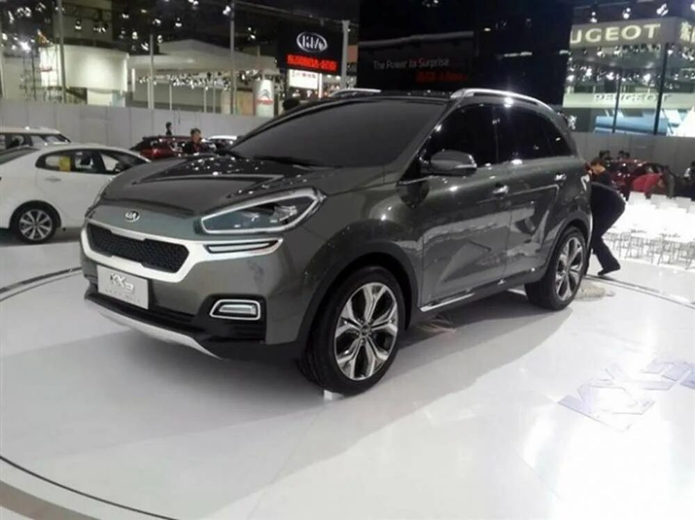 Киа кх1 фото Kia создала новый "паркетник" для рынка Европы