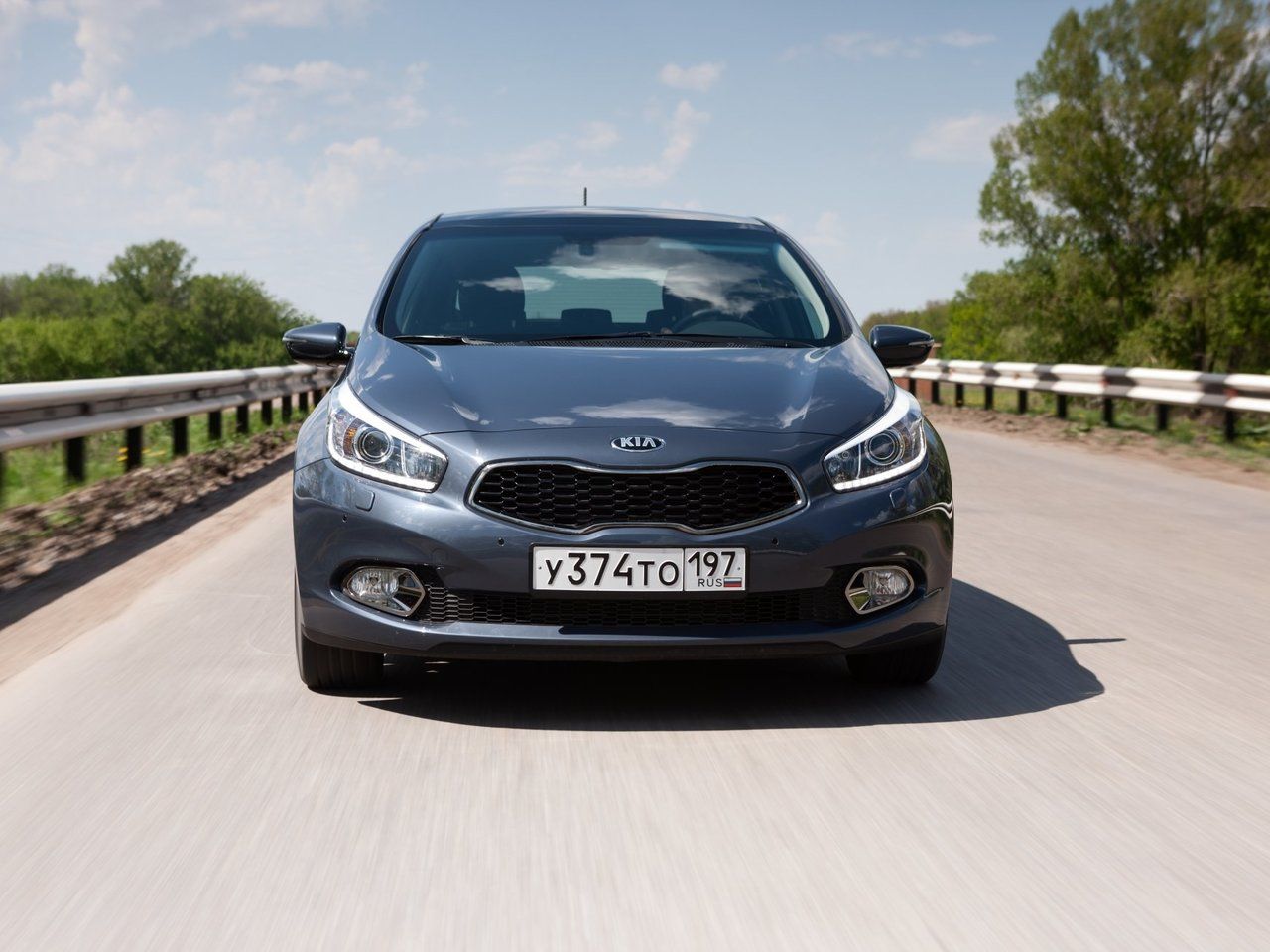 Киа кид фото Kia Cee'd II 2012 - 2015 Хэтчбек 5 дв.: кузов, класс, тип и объём двигателя, кор