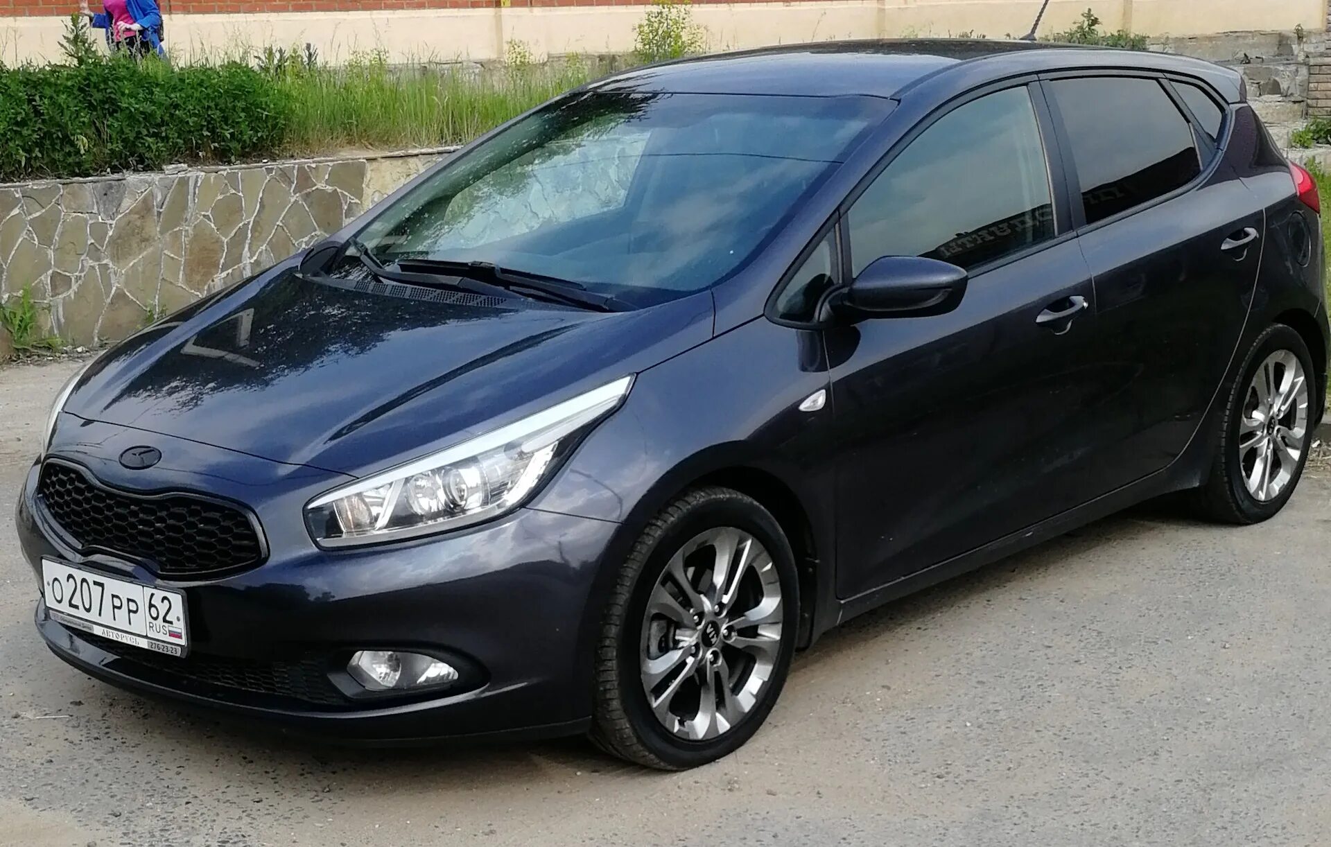 Киа кид фото Покраска хрома на решетке в черный - KIA Ceed (2G), 1,6 л, 2012 года стайлинг DR