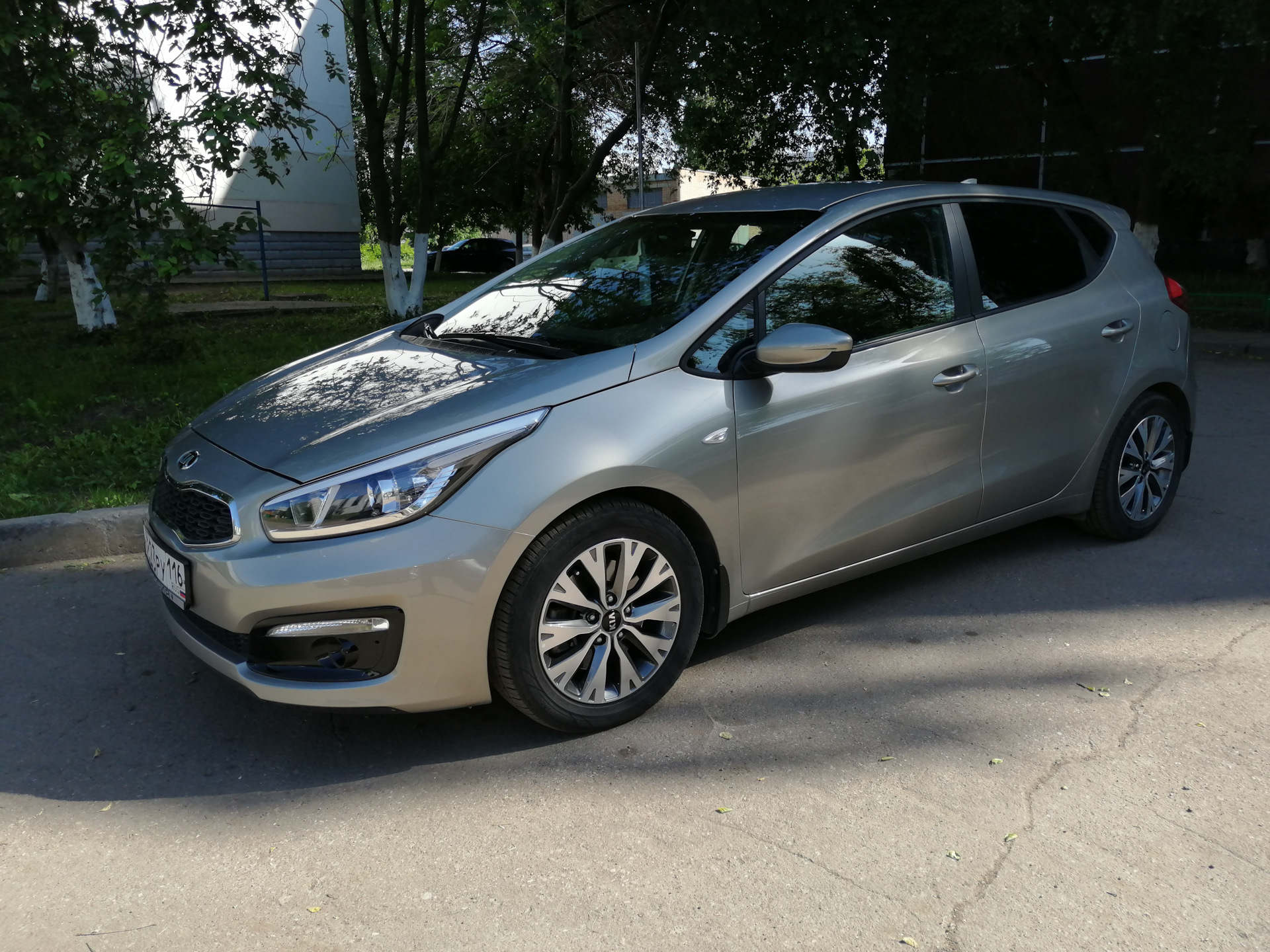 Киа комфорт фото 31 мая 2020 г-3 года с покупки Kia Ceed Comfort FCC - KIA Ceed (2G), 1,6 л, 2017
