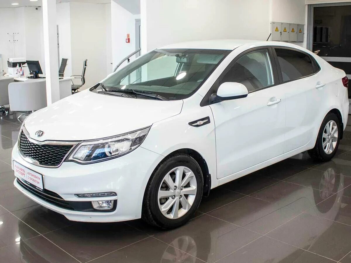 Киа комфорт фото Купить б/у Kia Rio III Рестайлинг 1.6 MT (123 л.с.) бензин механика в Казани: бе