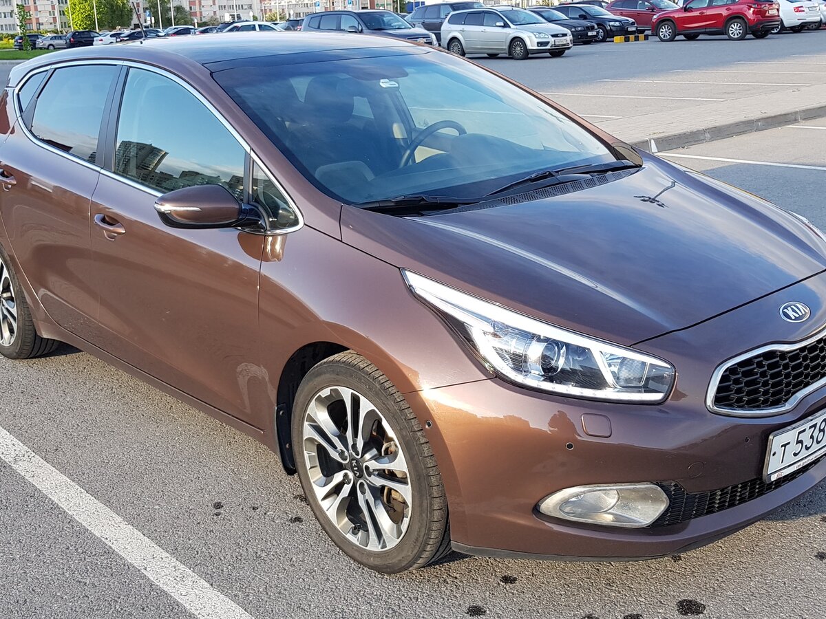 Киа коричневая фото Купить б/у Kia Ceed II 1.6 AT (129 л.с.) бензин автомат в Санкт-Петербурге: кори