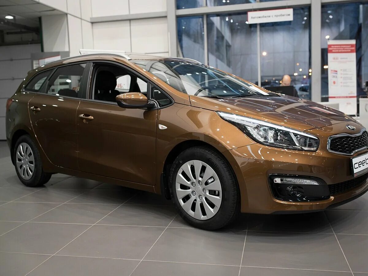 Киа коричневая фото Купить новый Kia Ceed II Рестайлинг 1.6 MT (130 л.с.) бензин механика в Мытищах: