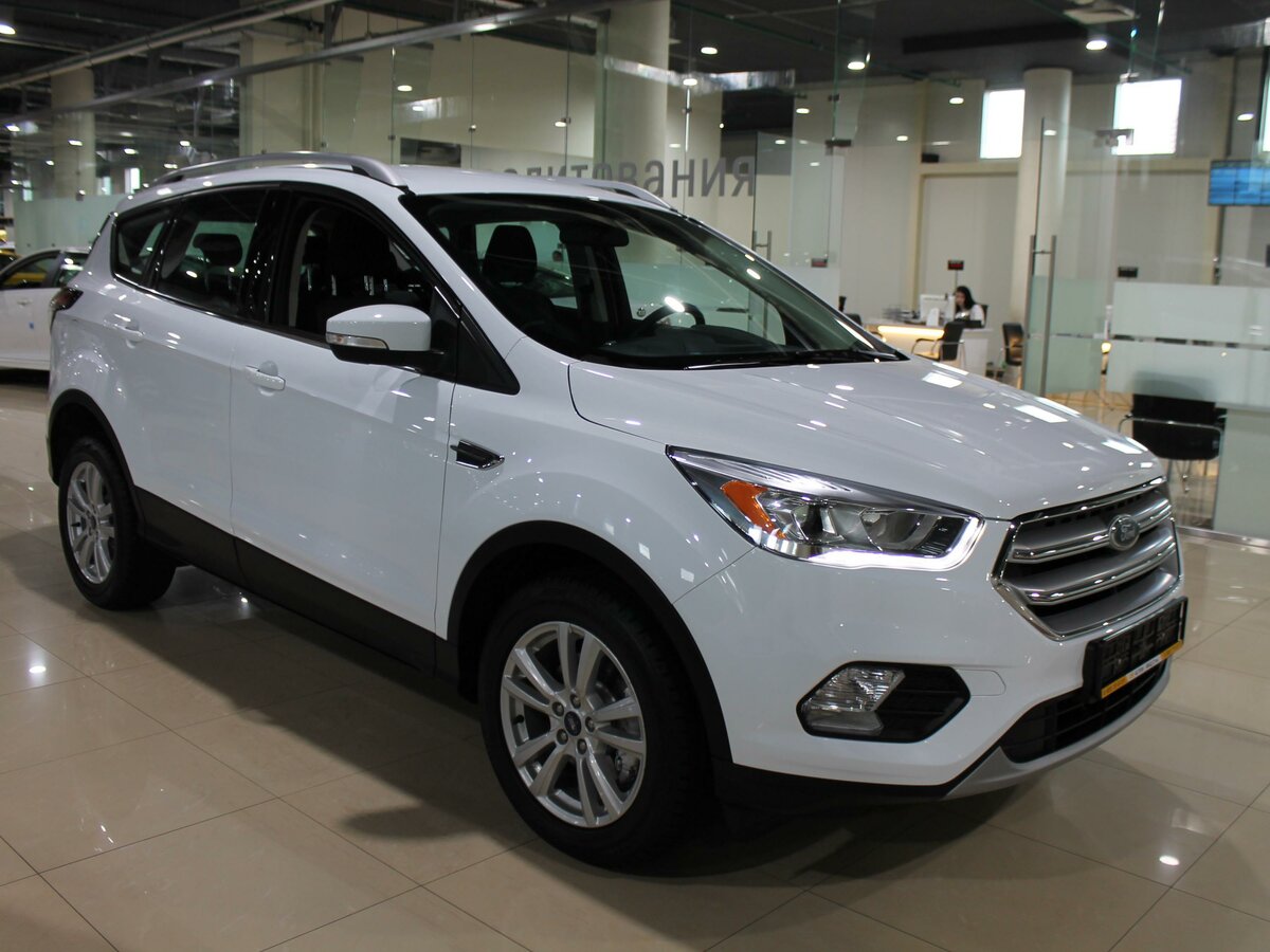 Киа куга фото Купить б/у Ford Kuga II Рестайлинг 2.5 AT (150 л.с.) бензин автомат в Москве: бе