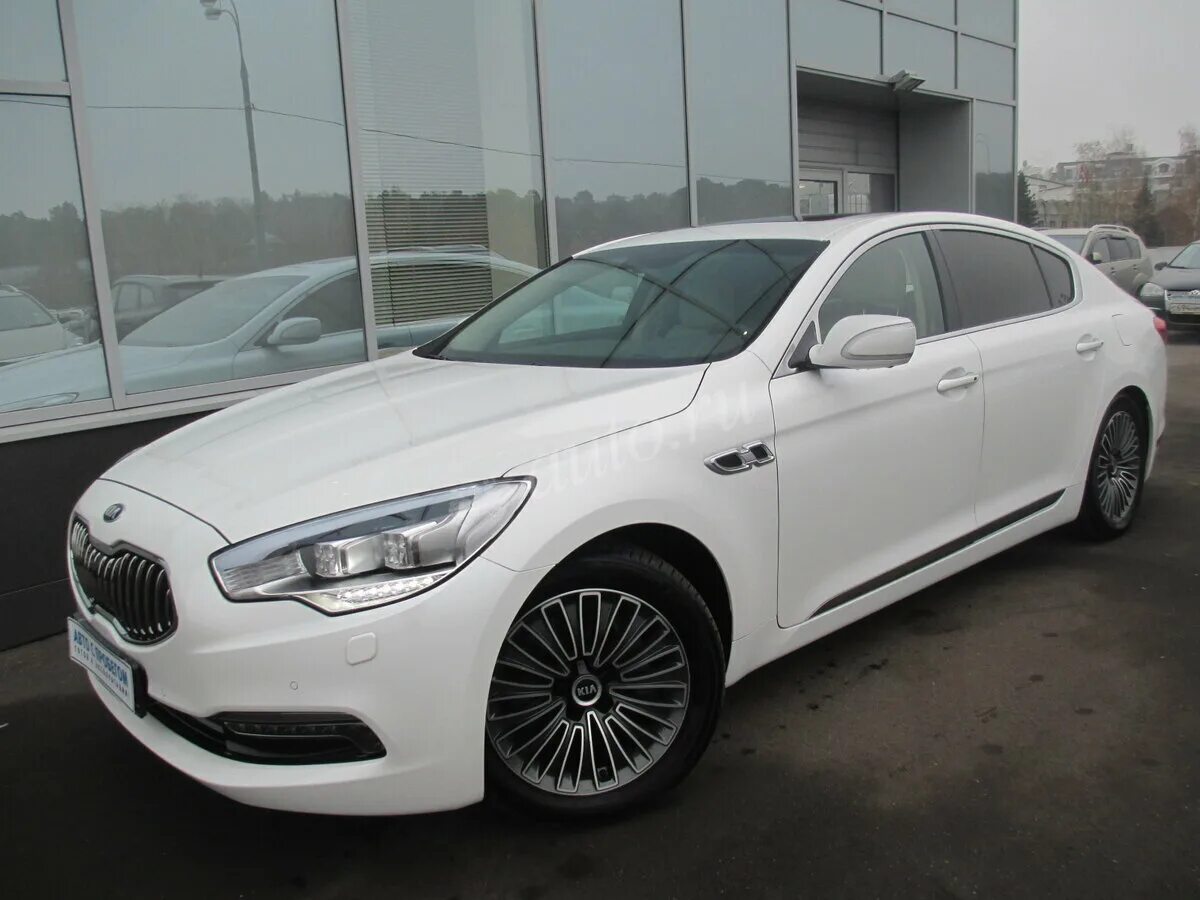 Киа куорис фото Купить б/у Kia Quoris I 3.8 AT (290 л.с.) бензин автомат в Москве: белый Киа Кво