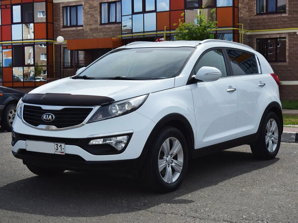 Киа купить бу фото Купить б/у Kia Sportage III 2.0 AT (150 л.с.) бензин автомат в Белгороде: белый 