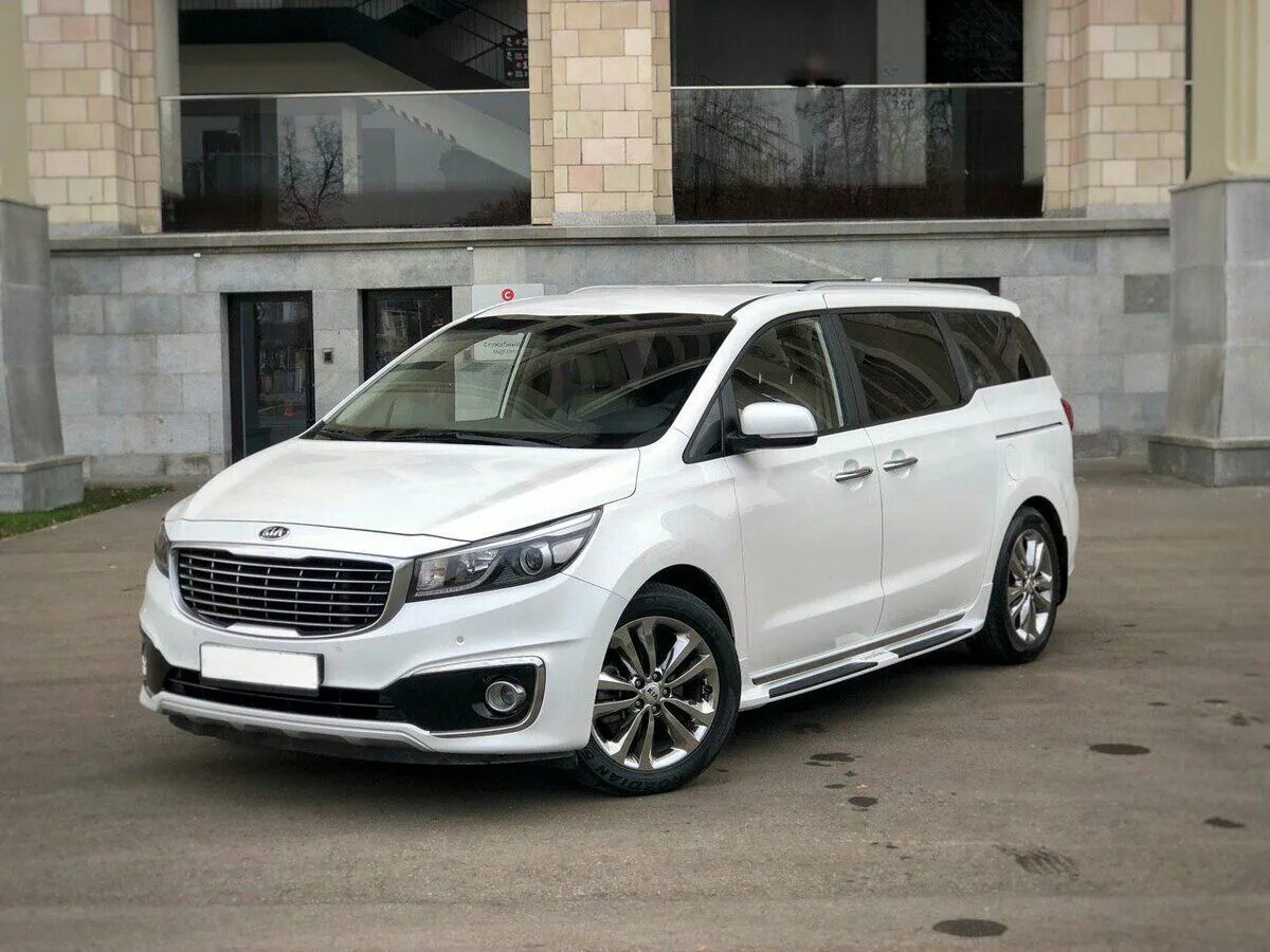 Киа микроавтобус фото Купить б/у Kia Carnival III 2.2d AT (202 л.с.) дизель автомат в Москве: белый Ки