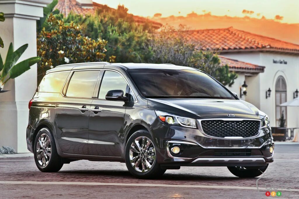 Киа минивэн фото 2015 Kia Sedona First Impression Editor's Review Car News Auto123