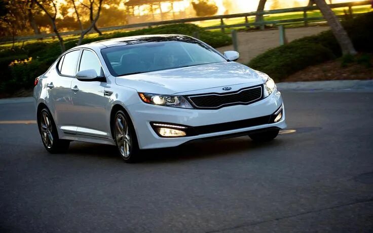 Киа оптима 2013 года фото 2013 Kia Optima 2013 Kia Optima Images. Photo: 2013-Kia-Optima-Sedan-Image-***-*