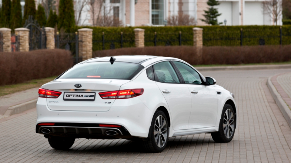 Киа оптима 2017 года фото KIA Optima получила высший рейтинг безопасности в США - IIHS Top Safety Pick Plu