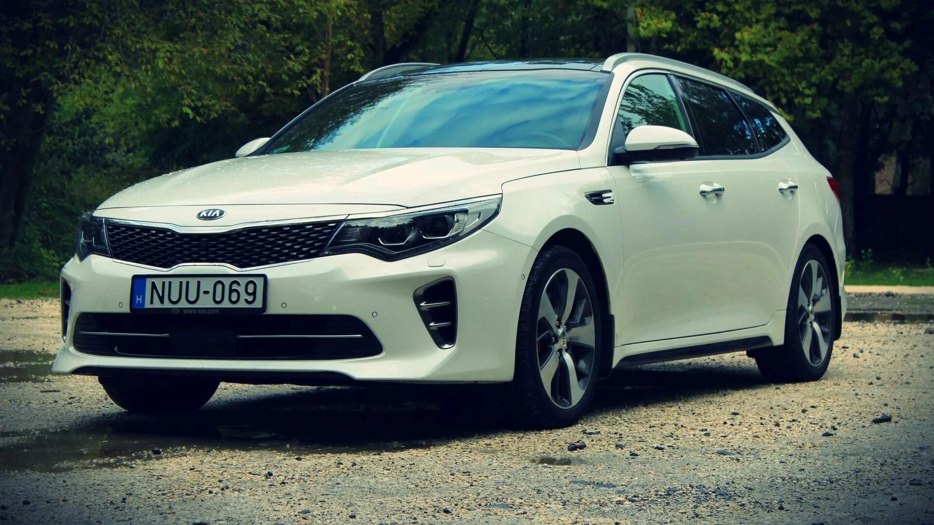 Киа оптима 2017 года фото Kia Optima SW GT: igazi szteroid bomba, igényes tálalásban