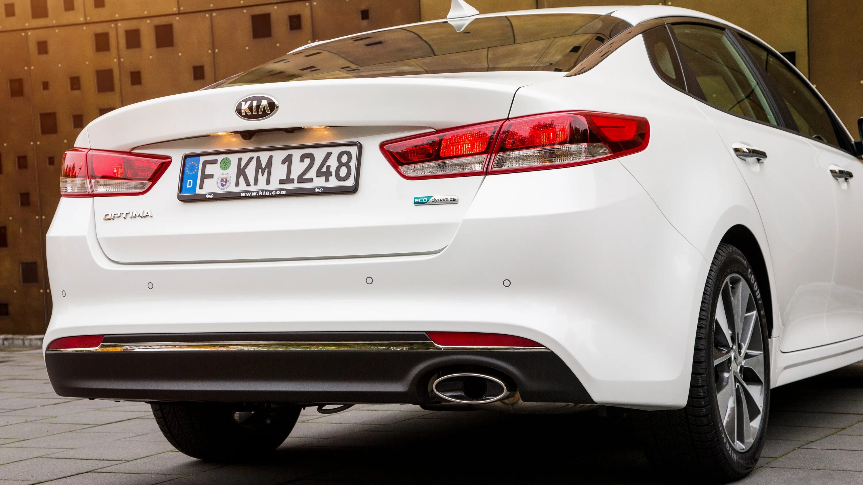 Киа оптима фото сзади First drive: Kia’s Mondeo, the all-new Optima Reviews 2024 Top Gear