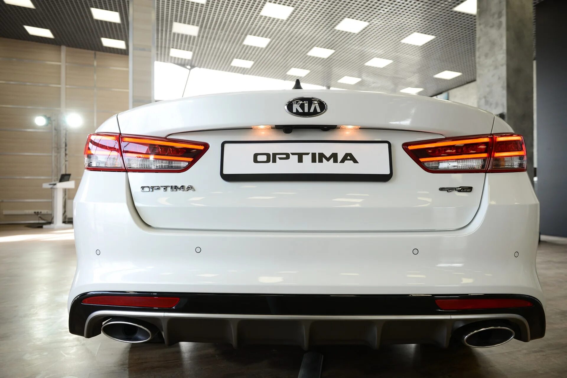 Киа оптима фото сзади KIA Optima GT - чего ждешь и что получаешь - DRIVE2