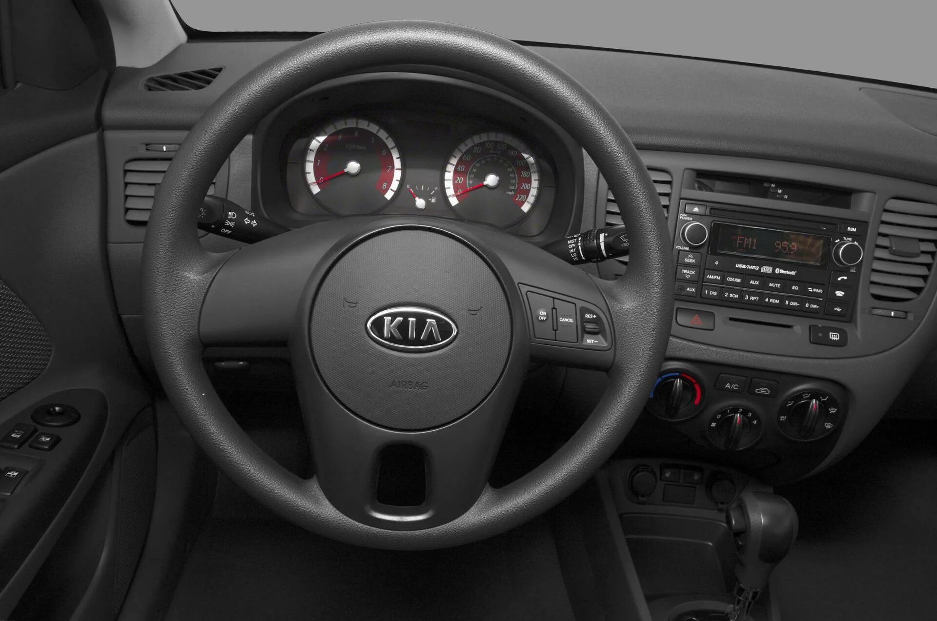 Киа рио 2 фото салона KIA Rio Sedan Photos and Specs. Photo: Rio Sedan KIA reviews and 24 perfect phot