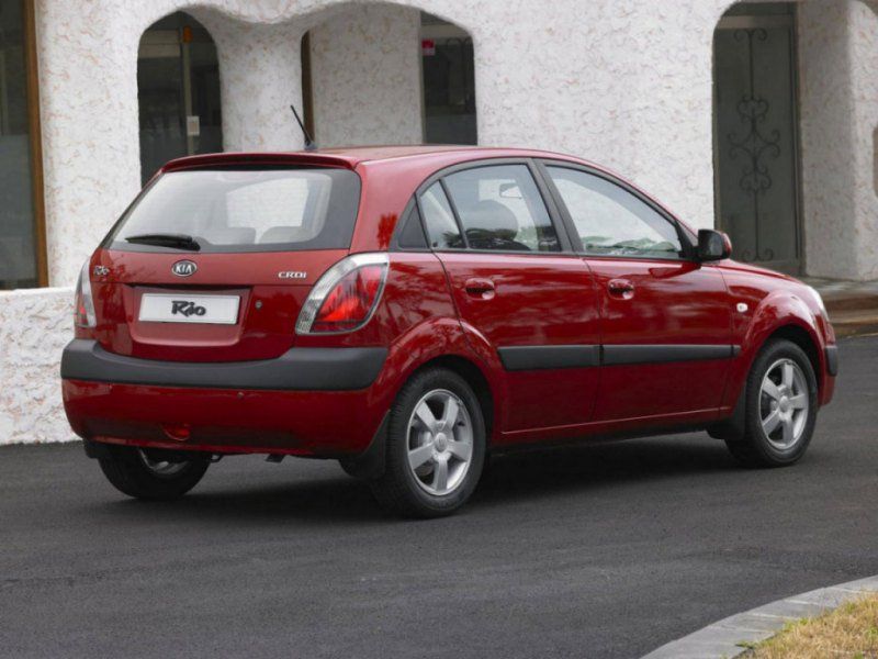 Киа рио 2 хэтчбек фото Kia Rio: поколения, кузова по годам, история модели и года выпуска, рестайлинг, 