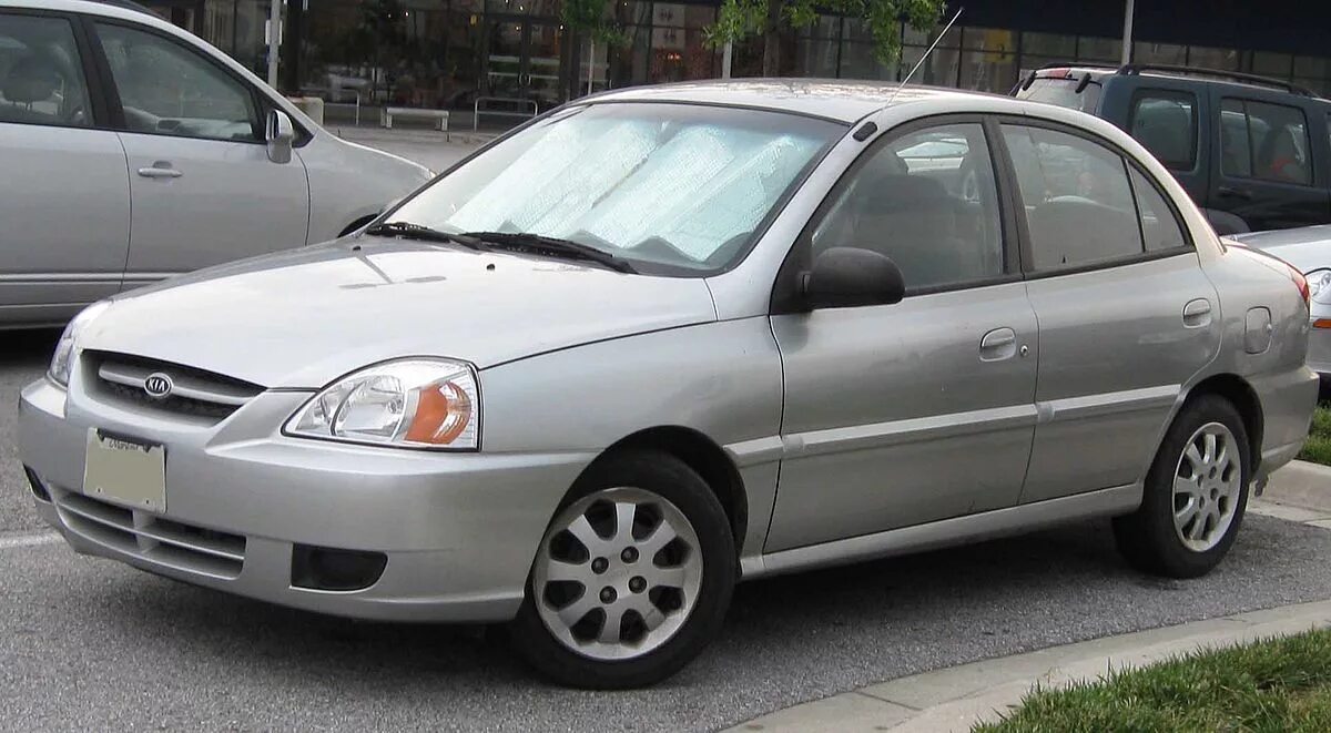 Киа рио 2005 года фото File:2003-2005 Kia Rio sedan.jpg - Wikipedia