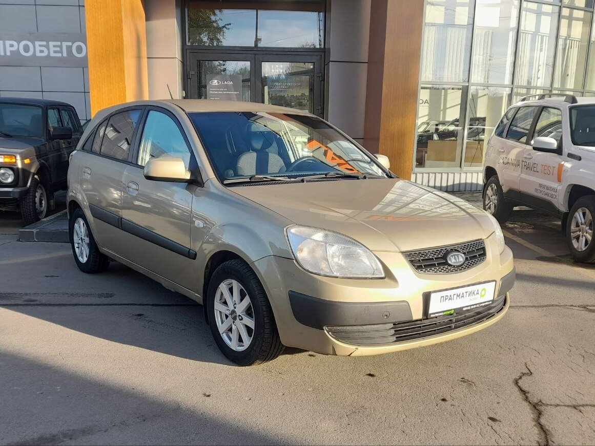 Киа рио 2006 фото Купить б/у Kia Rio II 1.4 MT (97 л.с.) бензин механика в Петрозаводске: серый Ки