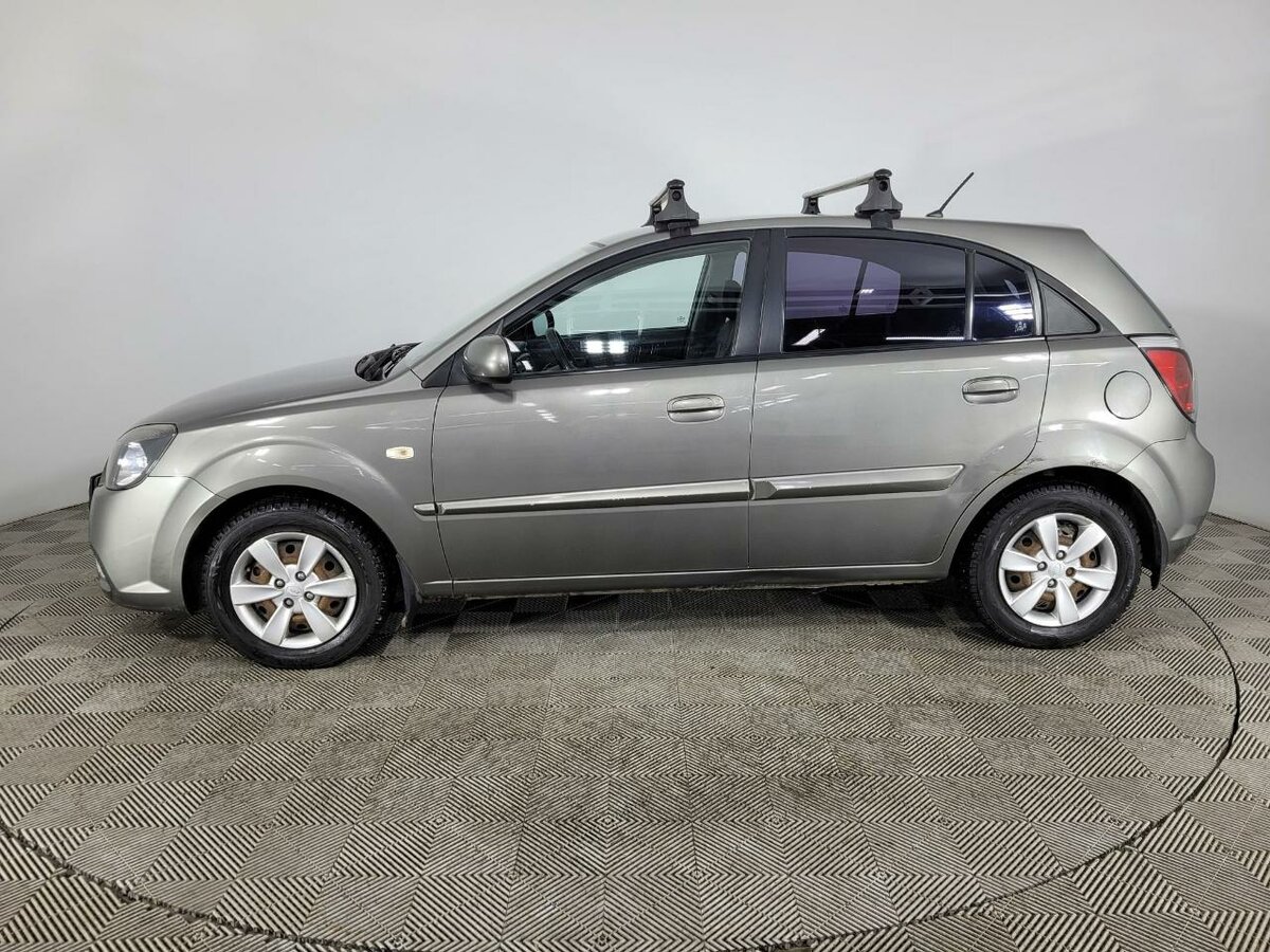 Киа рио 2011 фото Купить б/у Kia Rio II Рестайлинг 1.4 AT (95 л.с.) бензин автомат в Москве: серый