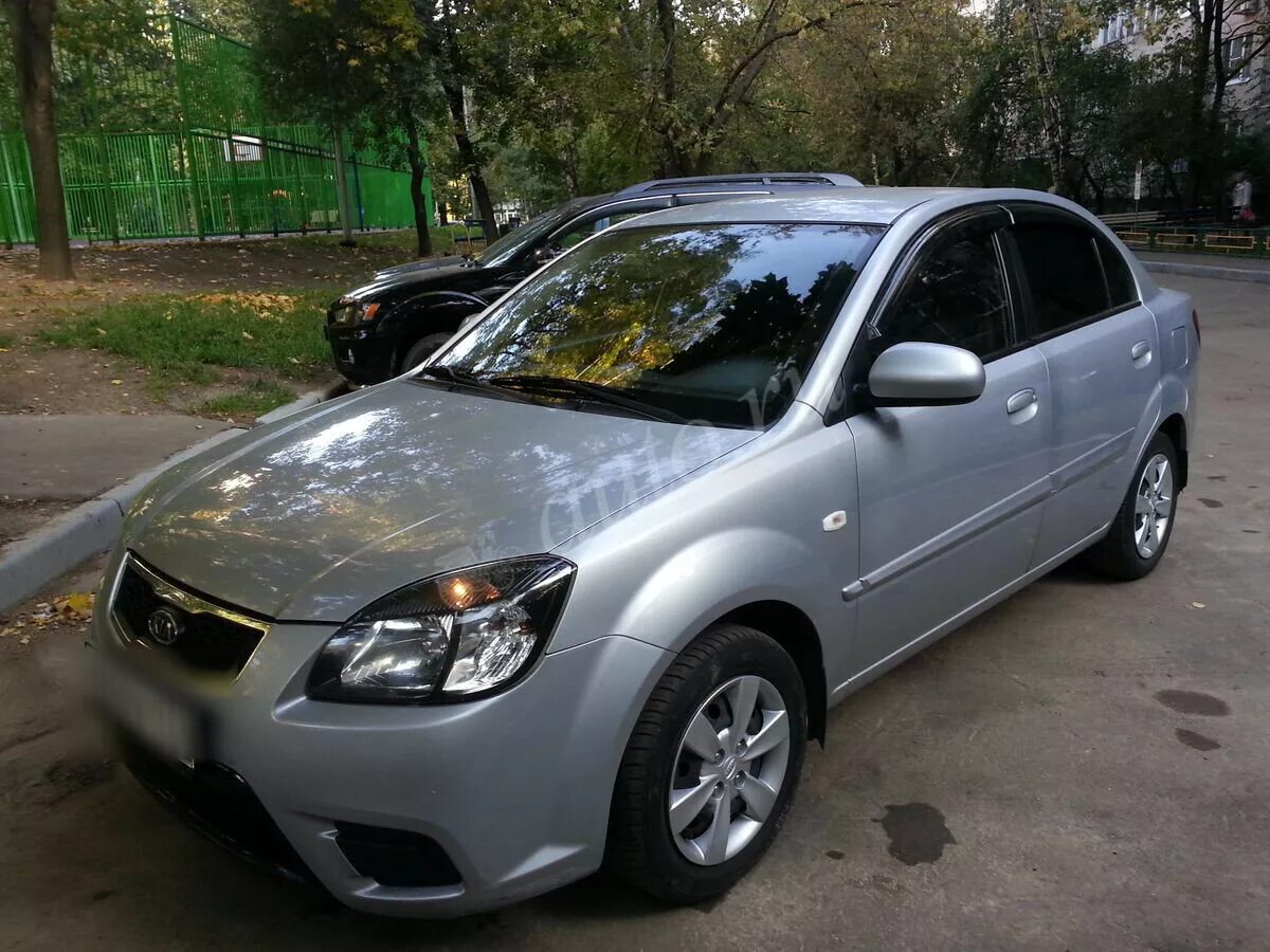 Киа рио 2011 год фото Купить б/у Kia Rio II Рестайлинг 1.4 MT (97 л.с.) бензин механика в Москве: сере