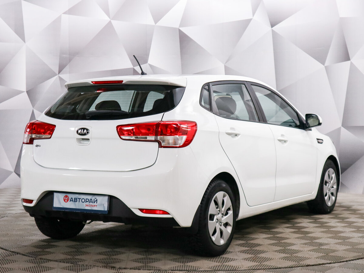 Киа рио 2012 года фото хэтчбек Купить б/у Kia Rio III 1.4 MT (107 л.с.) бензин механика в Ульяновске: белый Киа