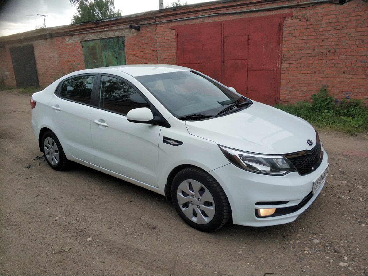 Киа рио 2015 год фото Купить б/у Kia Rio III Рестайлинг 1.6 AT (123 л.с.) бензин автомат в Зеленограде