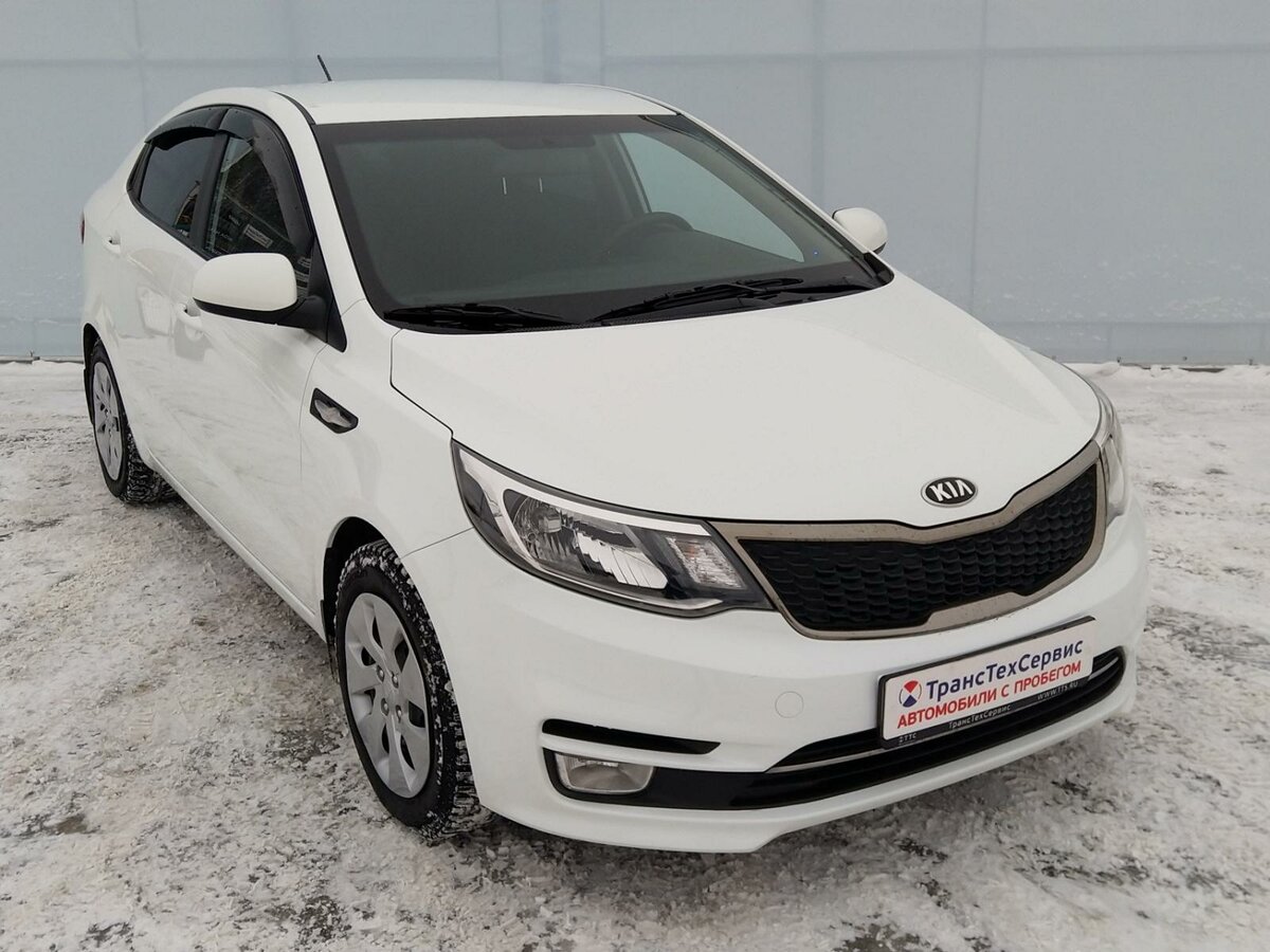 Киа рио 2015 год фото Купить б/у Kia Rio III Рестайлинг 1.4 MT (107 л.с.) бензин механика в Уфе: белый