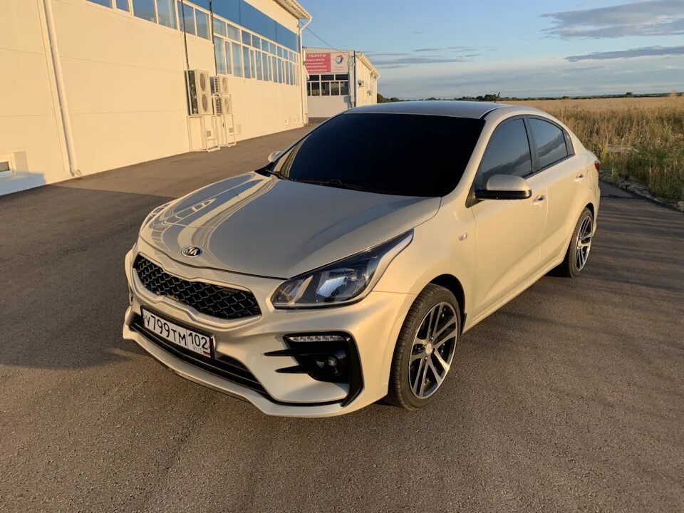 Киа рио 2020 тюнинг Фото моего корейца в обвесе от Юролтюнинг - KIA Rio (4G), 1,4 л, 2018 года тюнин