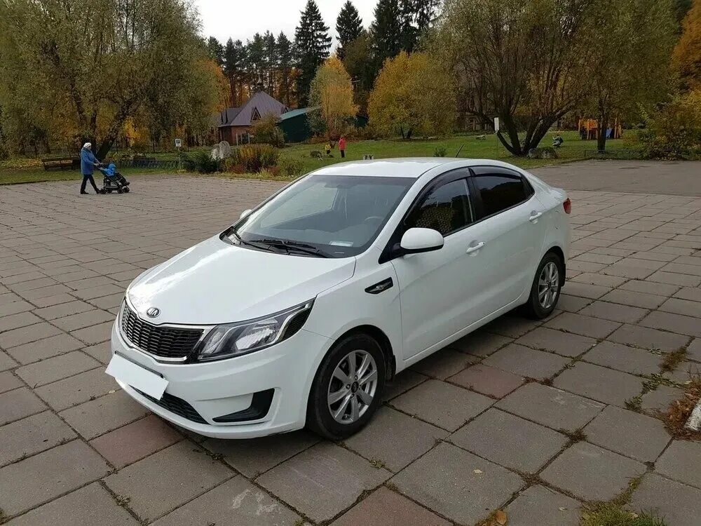 Киа рио 3 2013 фото Купить б/у Kia Rio III 4-speed 1.6 AT (123 л.с.) бензин автомат в Курсавке: белы