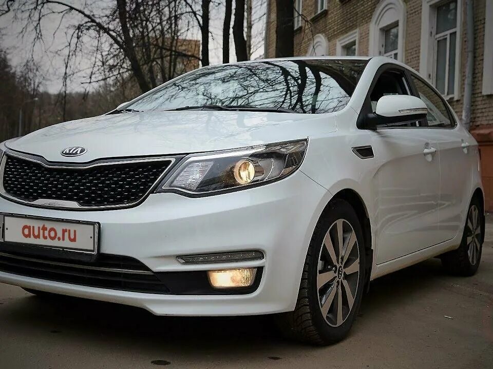 Киа рио 3 фото Купить б/у Kia Rio III Рестайлинг 1.6 AT (123 л.с.) бензин автомат в Красноярске