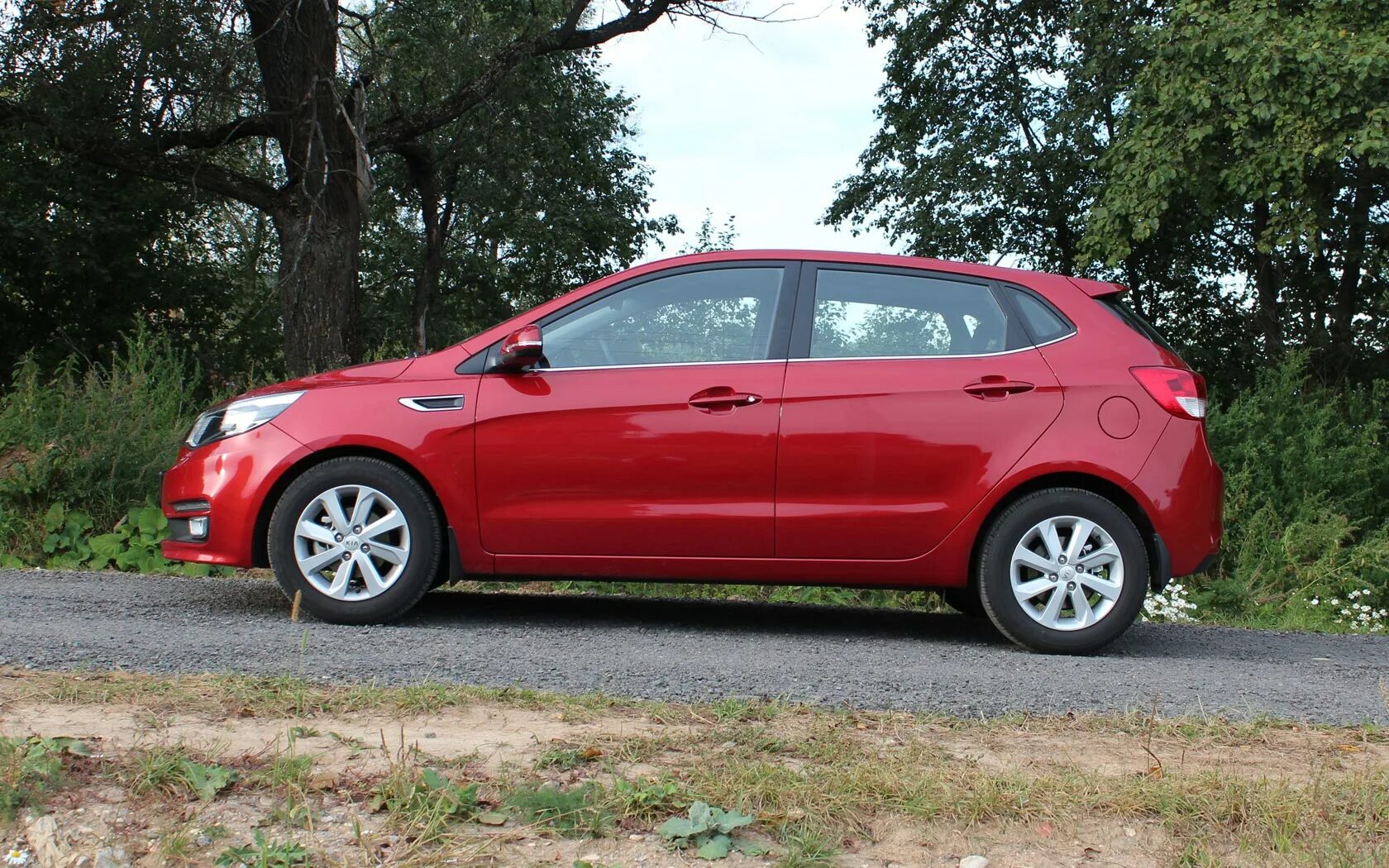 Киа рио 3 хэтчбек фото Фотографии Kia Rio Фотография #163 Фото Kia Rio