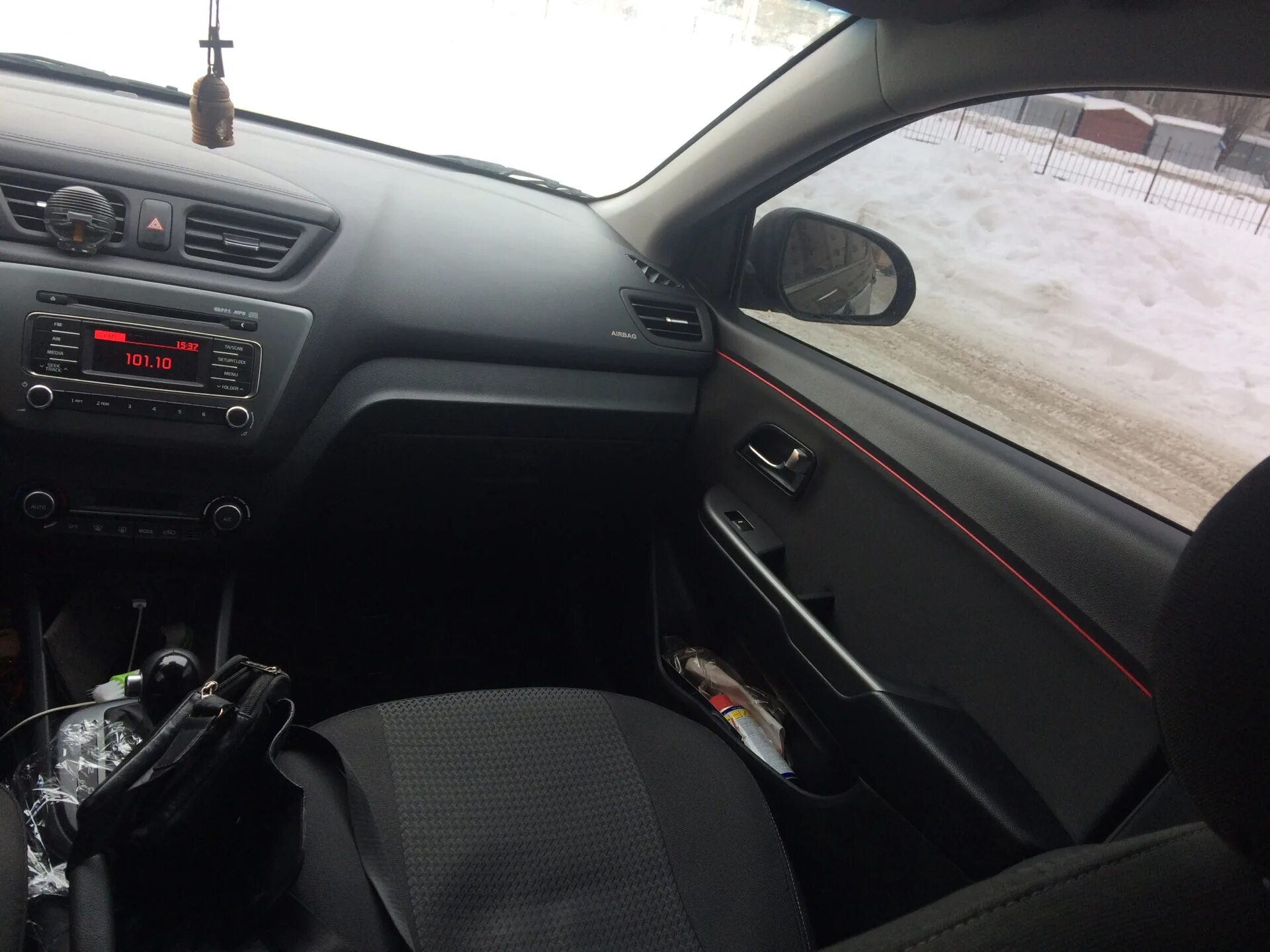 Киа рио 3 рестайлинг тюнинг салона Небольшие улучшения по салону - KIA Rio (3G), 1,6 л, 2012 года другое DRIVE2