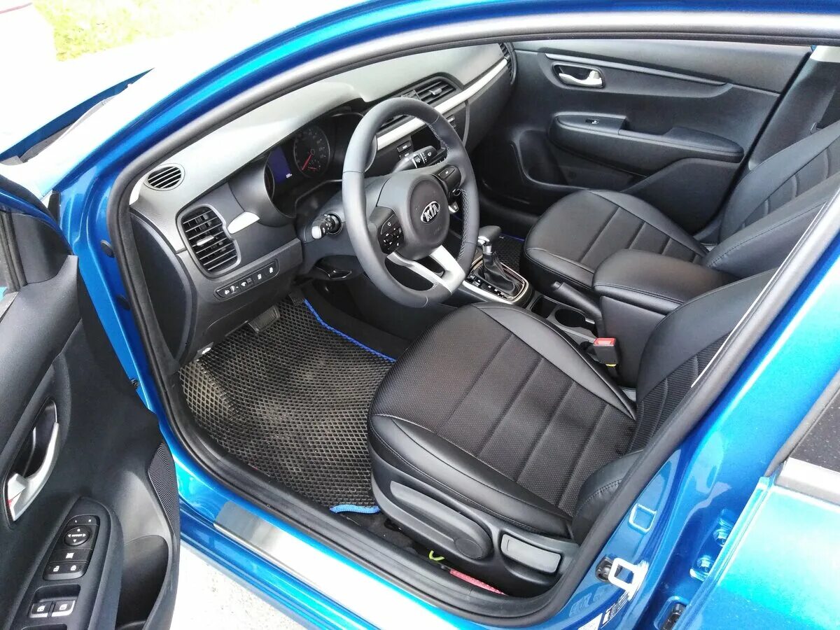 Киа рио 3 рестайлинг тюнинг салона Купить б/у Kia Rio IV 1.6 AT (123 л.с.) бензин автомат в Санкт-Петербурге: синий