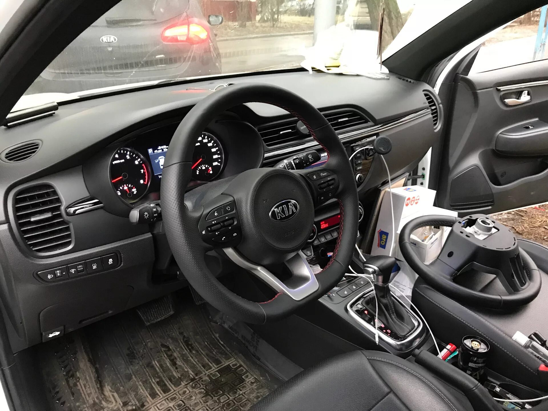 Киа рио 3 рестайлинг тюнинг салона Установка GT руля на Rio 4 - DRIVE2
