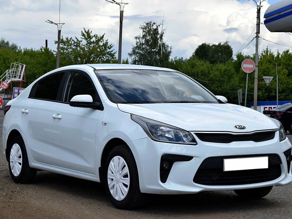 Киа рио 4 фото Купить б/у Kia Rio IV 1.4 MT (100 л.с.) бензин механика в Саранске: белый Киа Ри