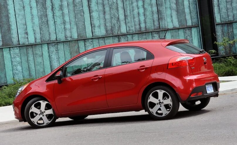 Киа рио 5 фото Kia Rio 1.2 80F