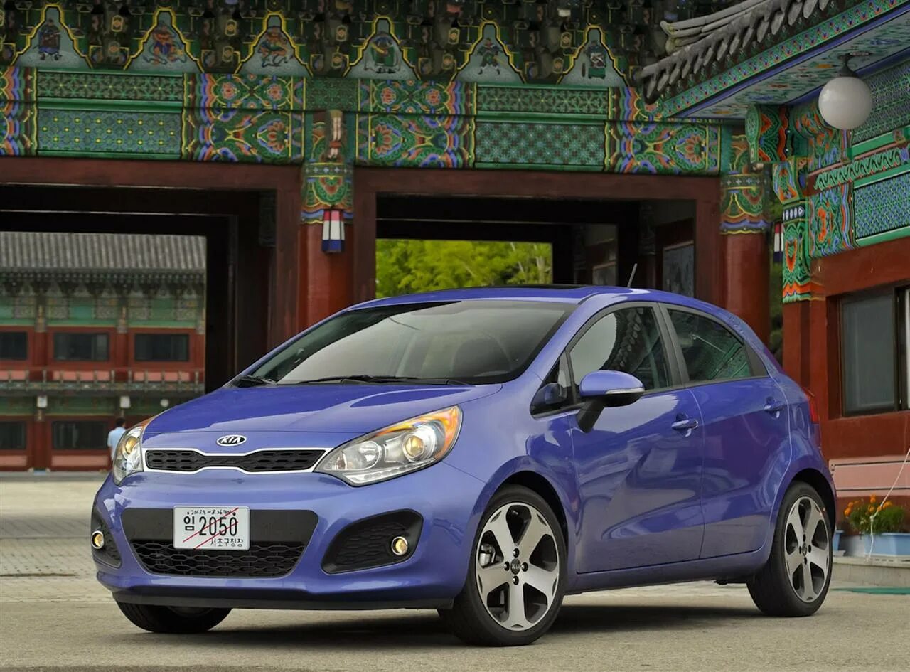 Киа рио 5 фото 2013 Kia Rio 5-Door News and Information - conceptcarz.com