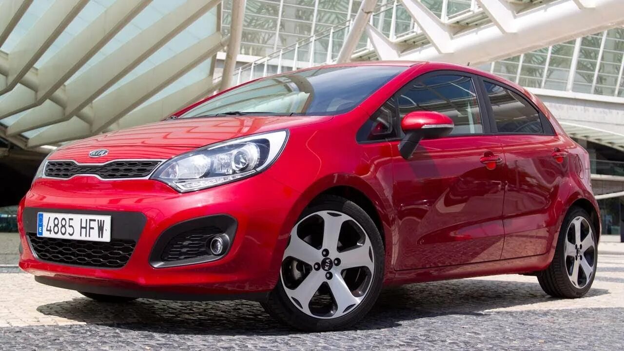 Киа рио 5 фото #153. Kia Rio 5door Red 2011 (супер видео) - YouTube