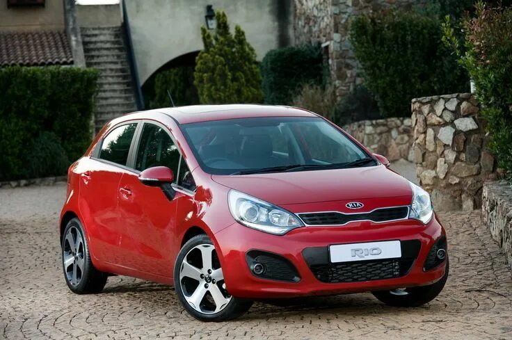 Киа рио 5 поколения фото Kia Rio 1.4 TEC Hatch MT Kia rio, Porsche boxster, Suv