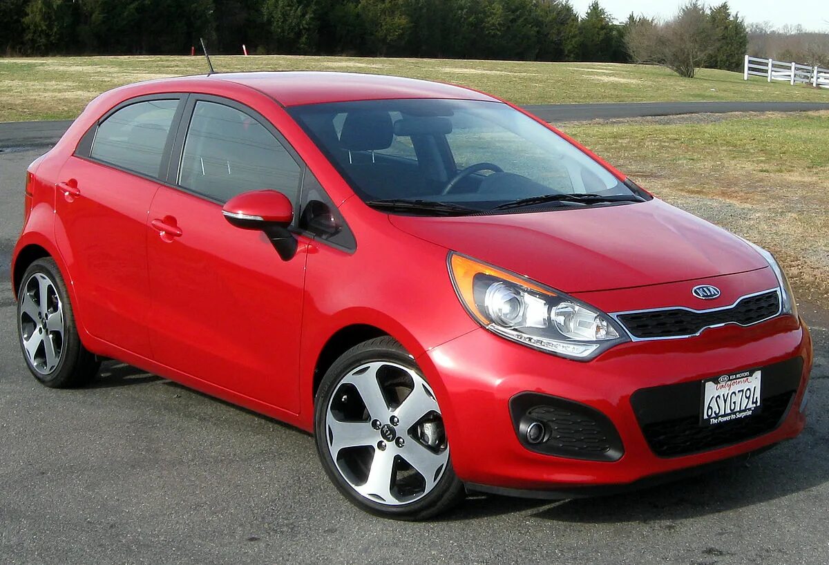 Киа рио фото File:2012 Kia Rio SX hatchback -- 12-22-2011.jpg - Wikipedia