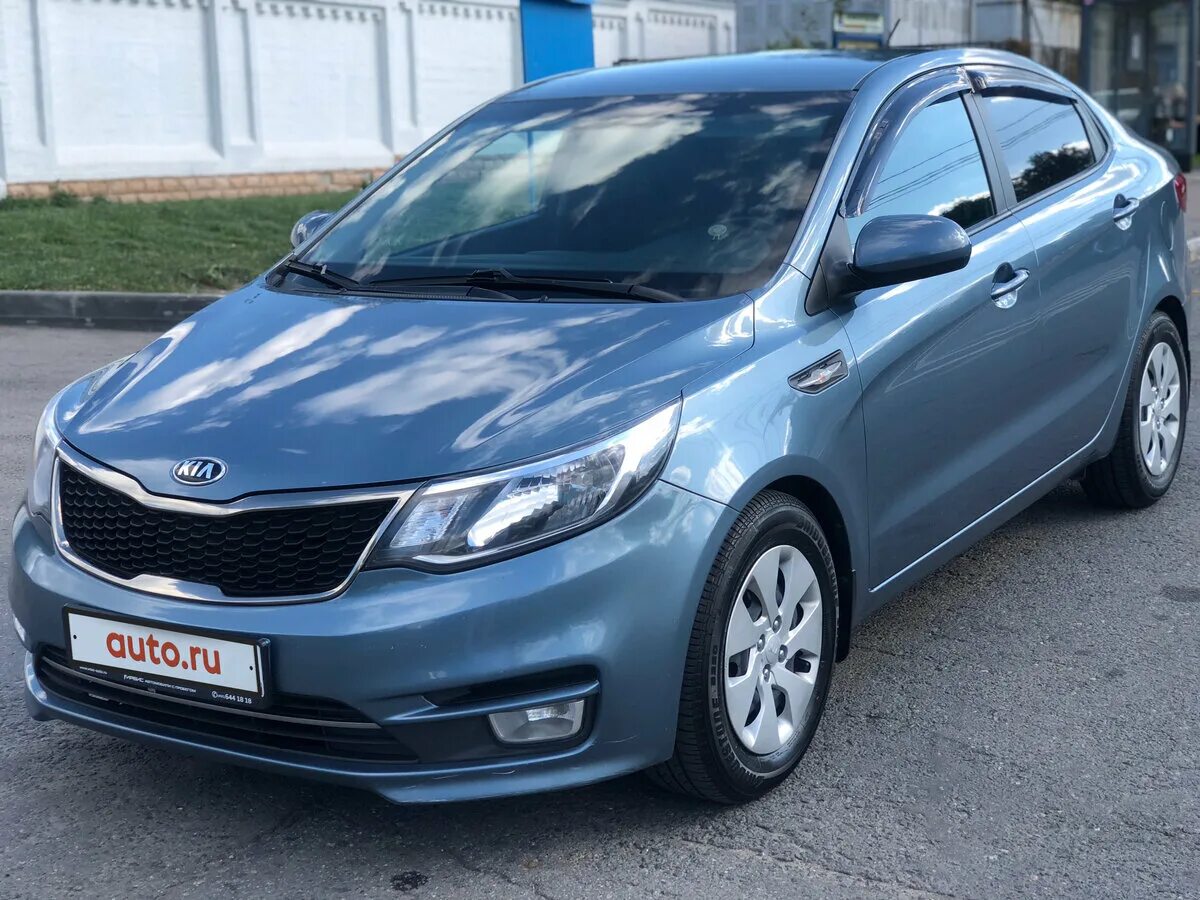 Киа рио голубая фото Купить б/у Kia Rio III Рестайлинг 1.6 AT (123 л.с.) бензин автомат в Москве: гол