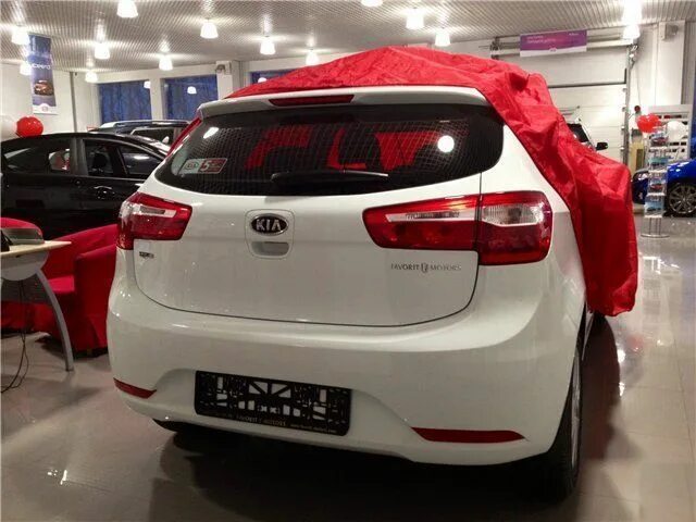 Киа рио хэтчбек фото сзади Купить Kia Rio 2015 в Днепре, 4992$ Киа Рио на AUTO24.org 18642418