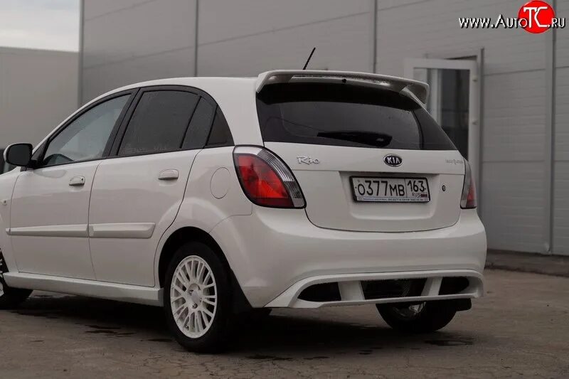 Киа рио jb тюнинг 4599р Спойлер хэтчбек Vita Dm KIA Rio 2 JB, 4 FB дорестайлинг, хэтчбэк 5 дв., ре