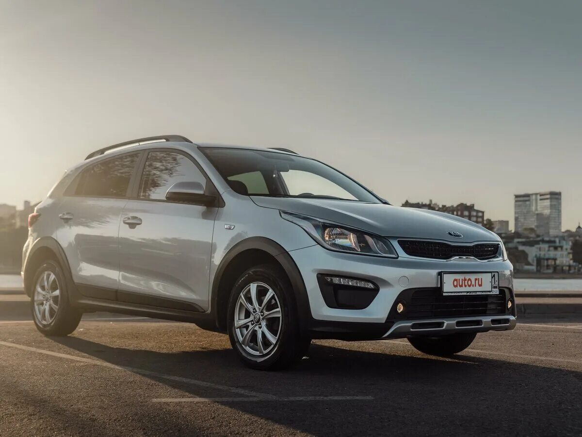 Киа рио лайн фото Купить б/у Kia Rio IV X-Line 1.6 MT (123 л.с.) бензин механика в Воронеже: сереб