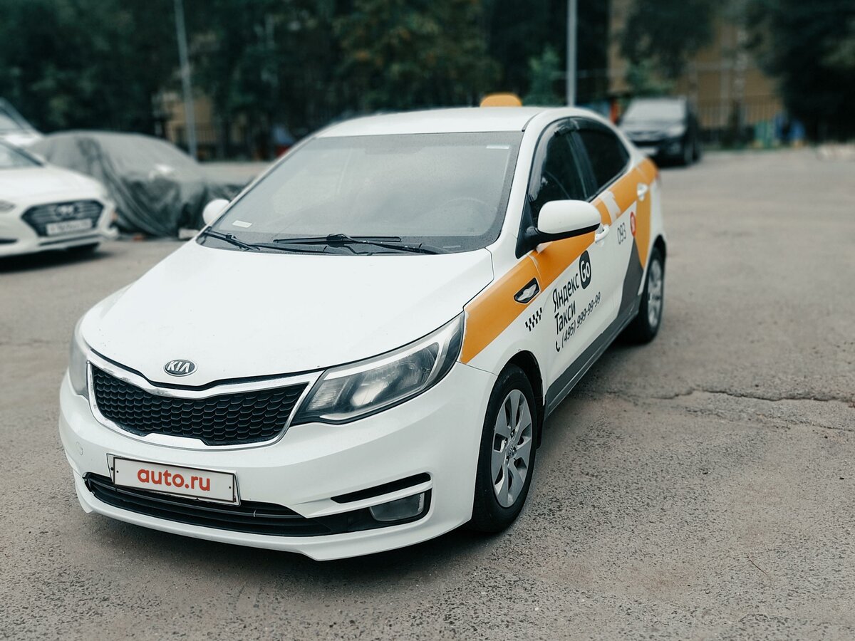 Киа рио такси фото Купить б/у Kia Rio III Рестайлинг 1.4 AT (107 л.с.) бензин автомат в Москве: бел