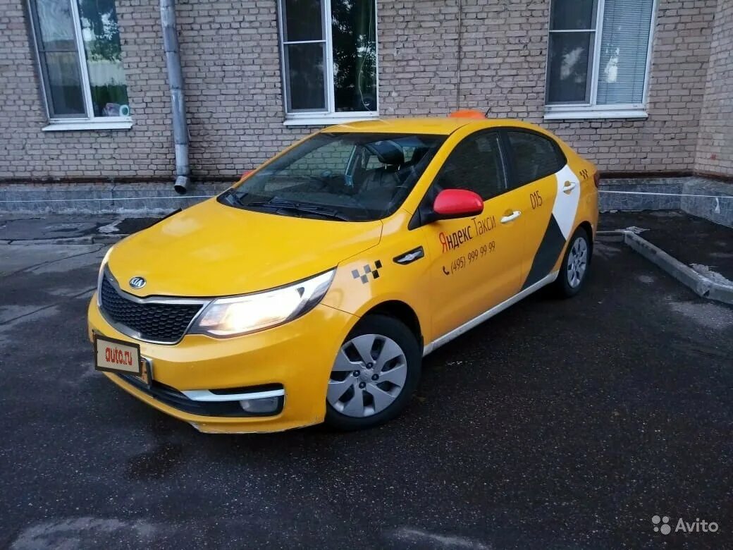 Киа рио такси фото Купить б/у Kia Rio III Рестайлинг 1.4 MT (107 л.с.) бензин механика в Москве: жё