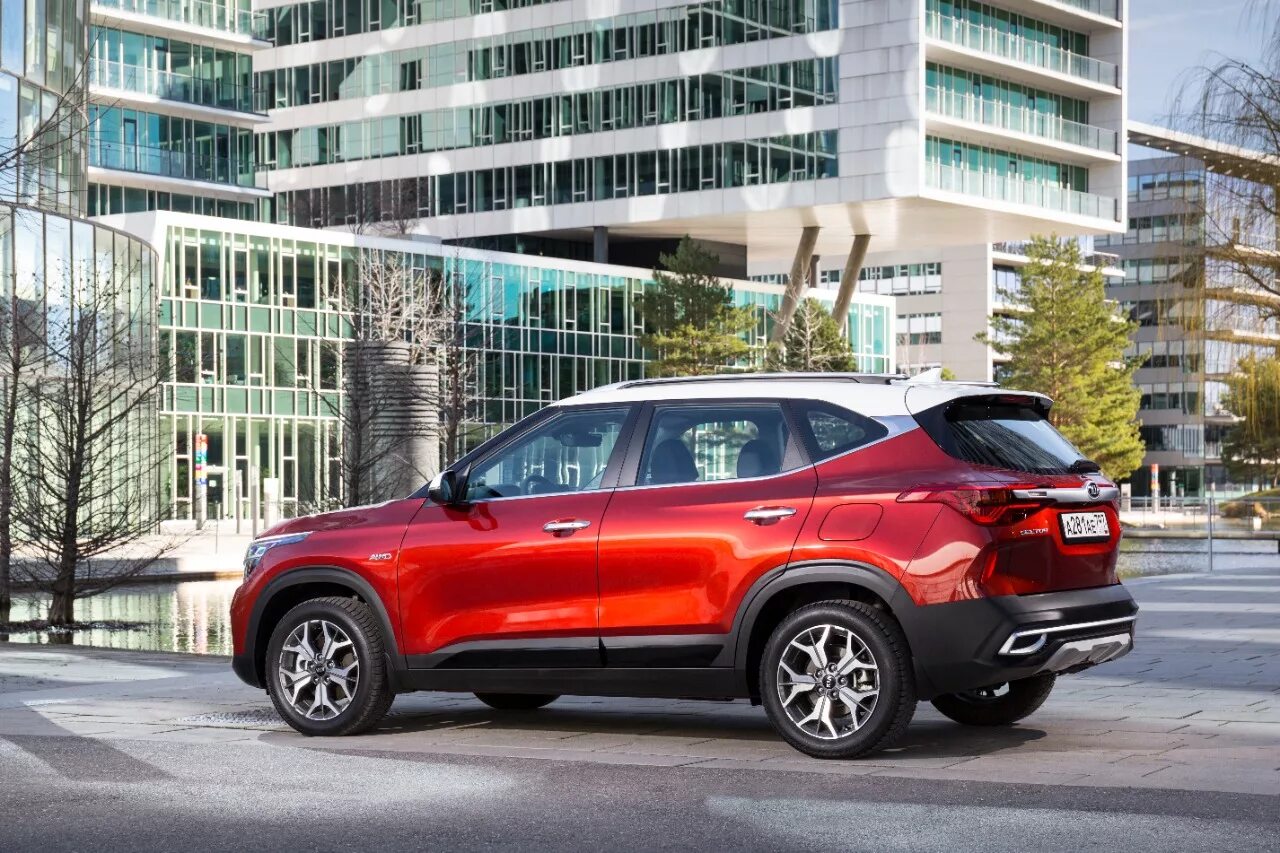Киа сантос фото KIA объявляет цены и комплектации нового компактного кроссовера Seltos