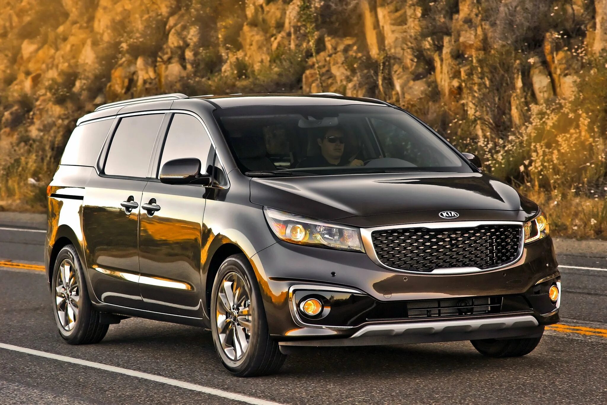 Киа седона фото Review: 2015 Kia Sedona - The New York Times